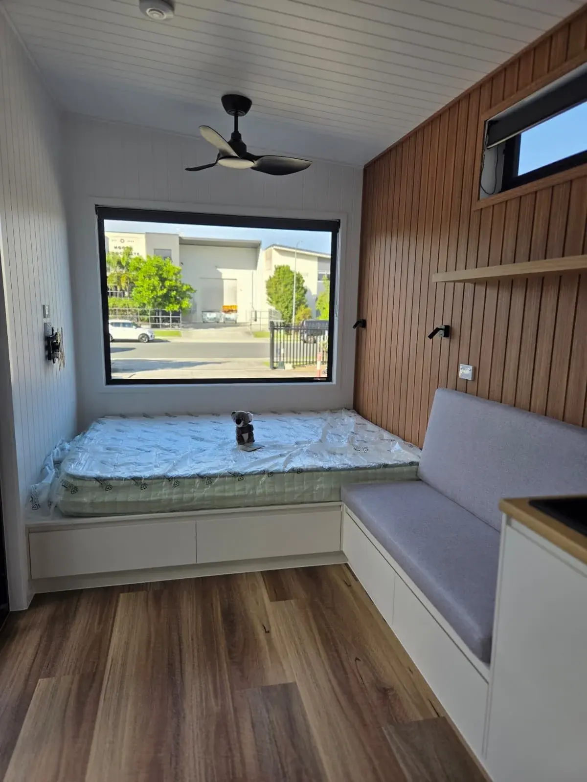 1770 tiny house on wheels, photo 6
