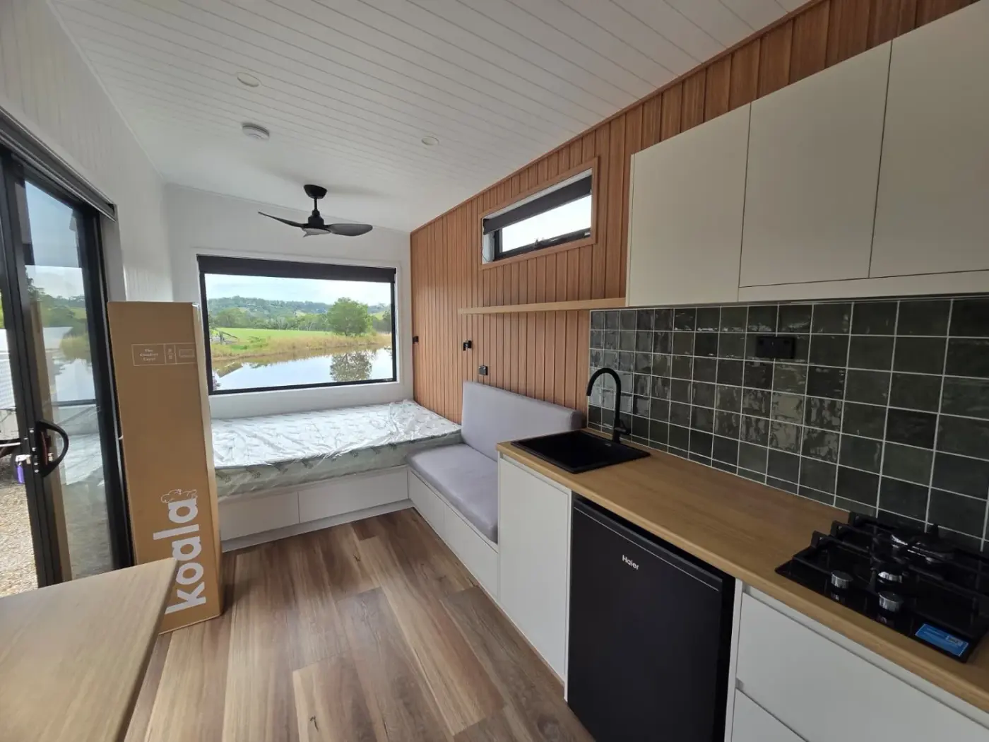 1770 tiny house on wheels, photo 9