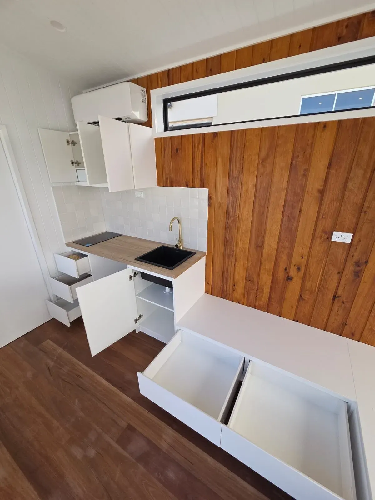 1770 tiny house on wheels, photo 19