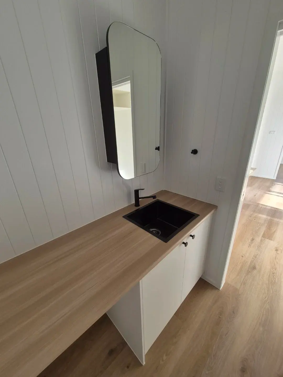 Lennox tiny house on wheels, photo 5