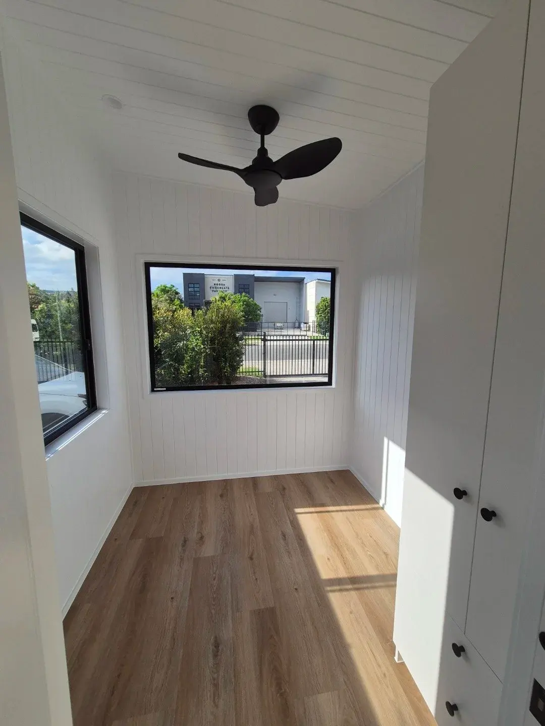 Lennox tiny house on wheels, photo 8