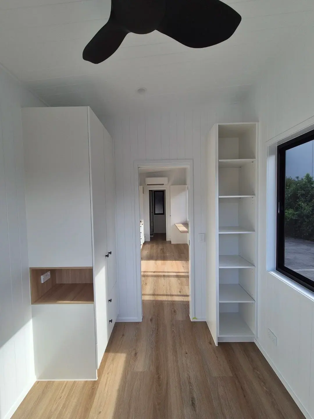 Lennox tiny house on wheels, photo 9