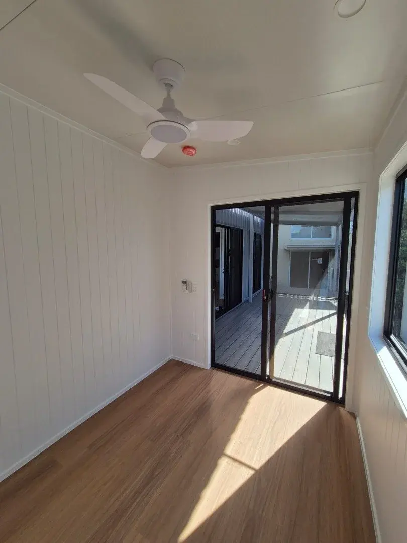 Lennox tiny house on wheels, photo 24