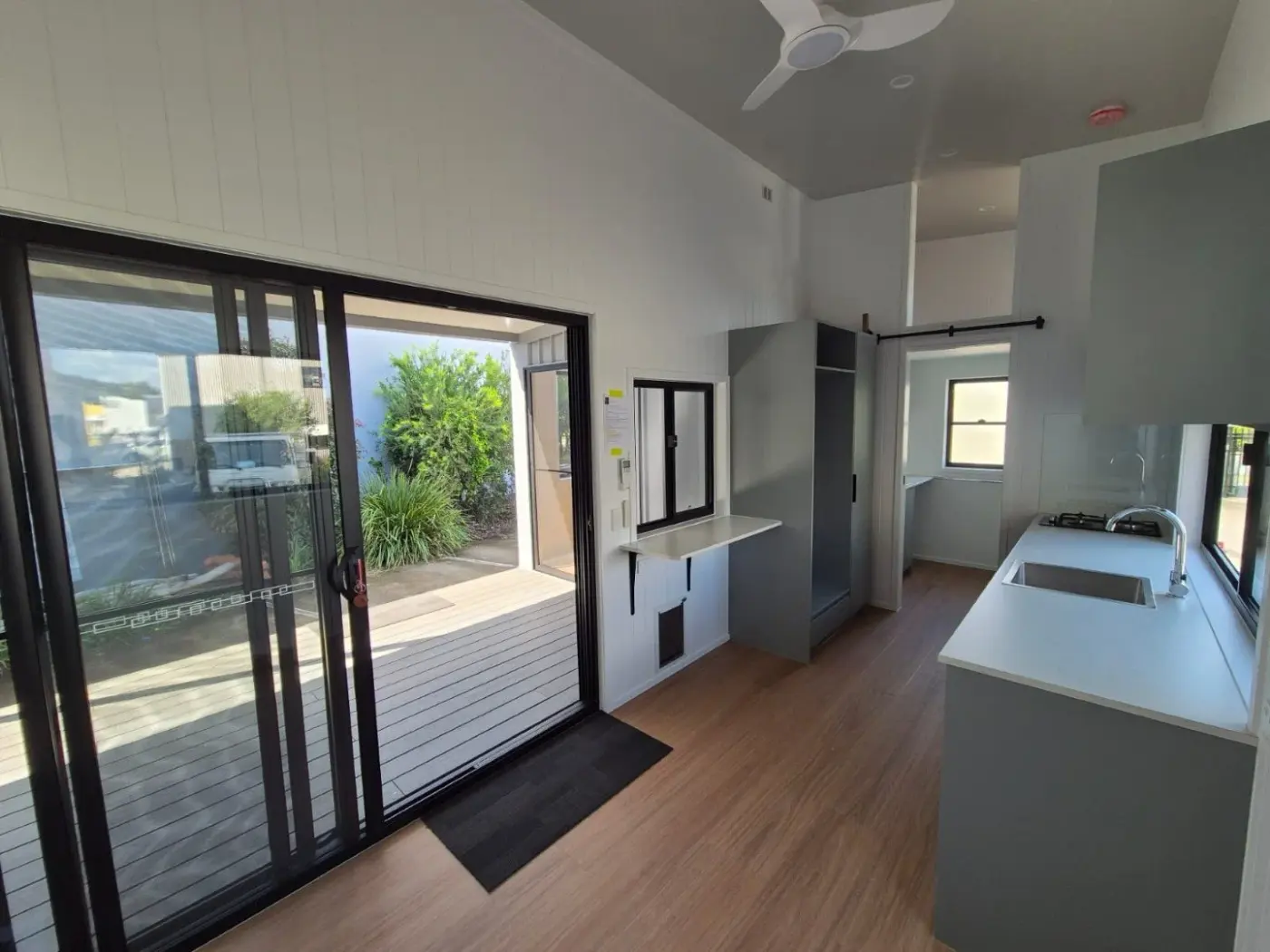 Lennox tiny house on wheels, photo 27
